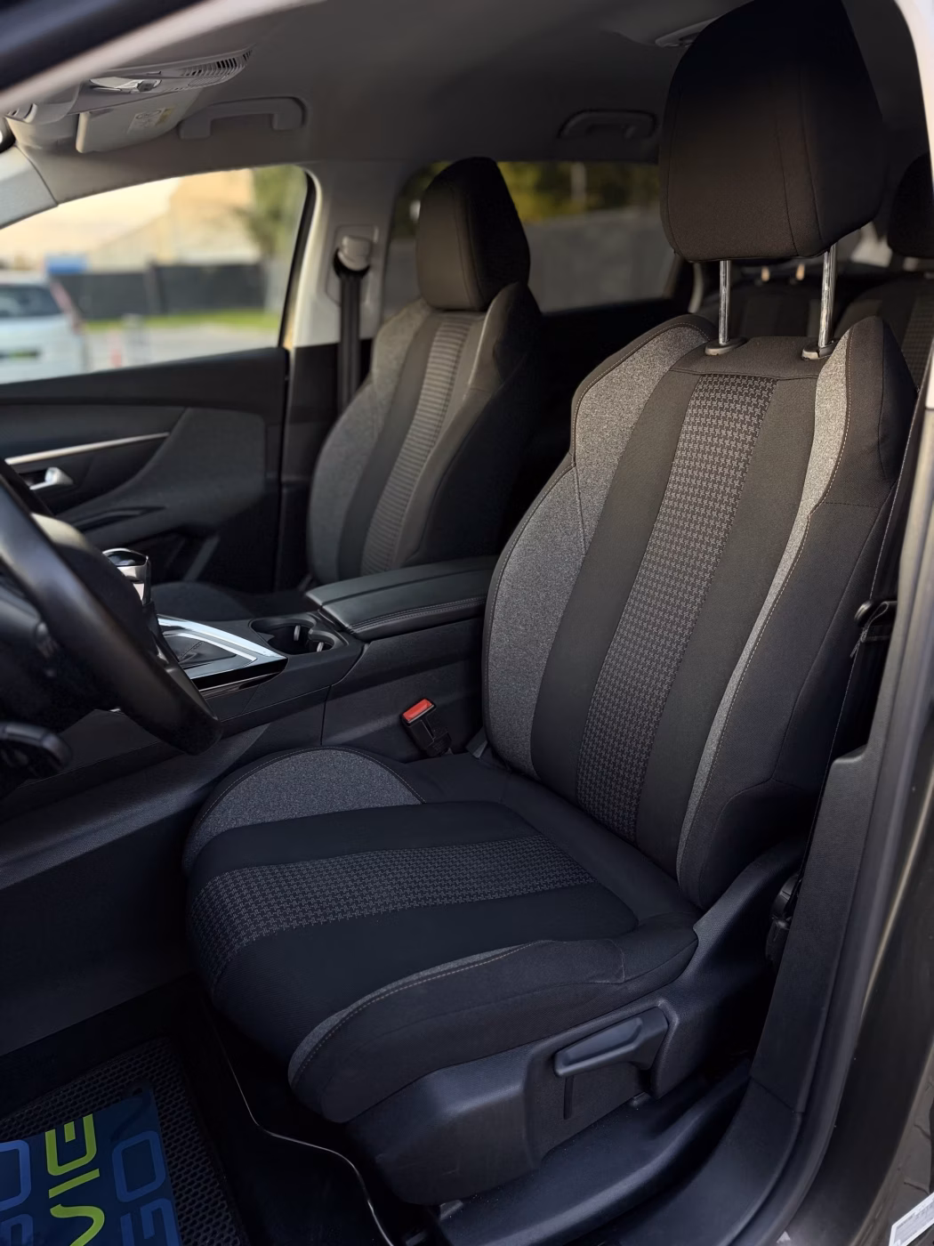 Peugeot 5008 фото 7