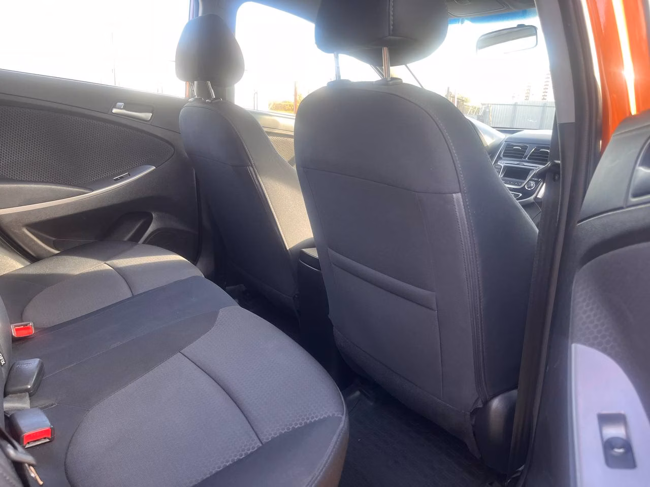 Hyundai Accent фото 18