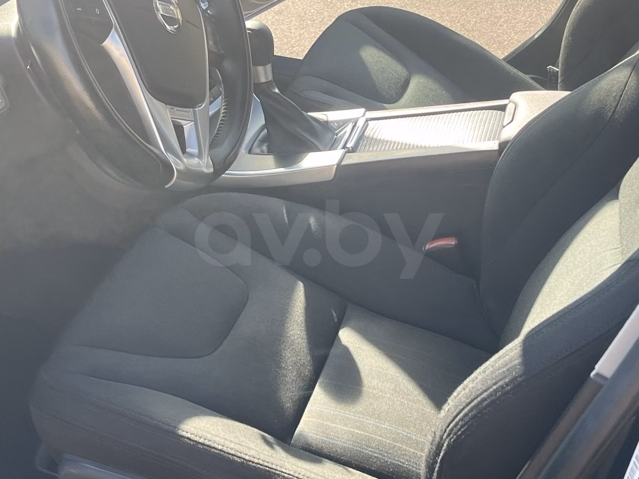 Volvo S60 фото 8