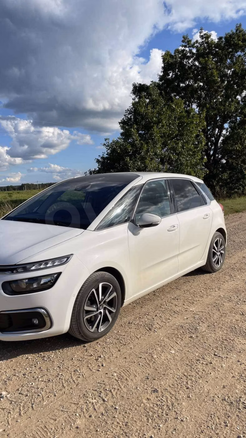 Citroen C4 Spacetourer фото 3