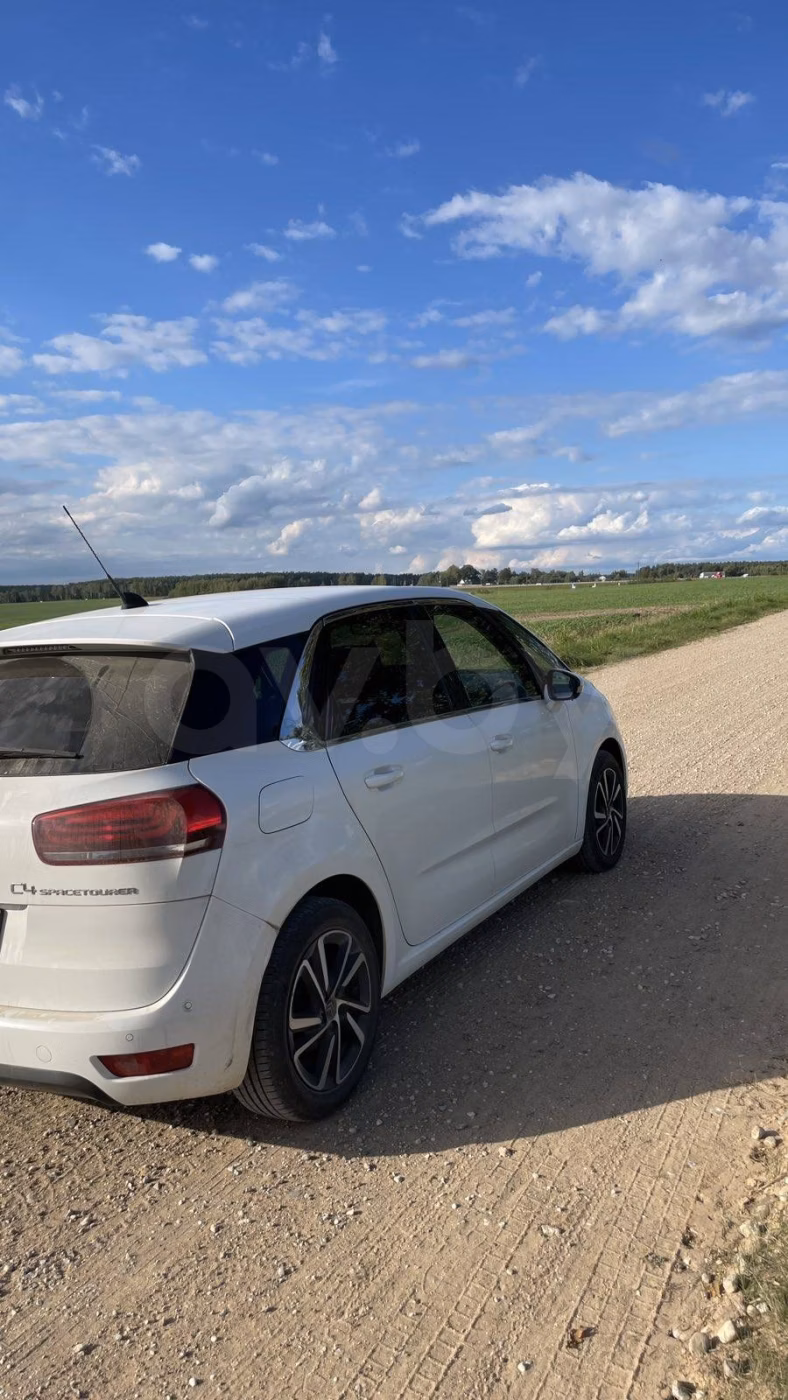 Citroen C4 Spacetourer фото 4