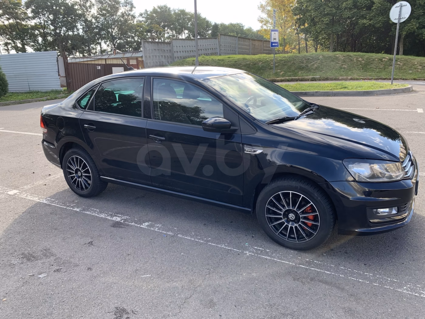 Volkswagen Polo Sedan
