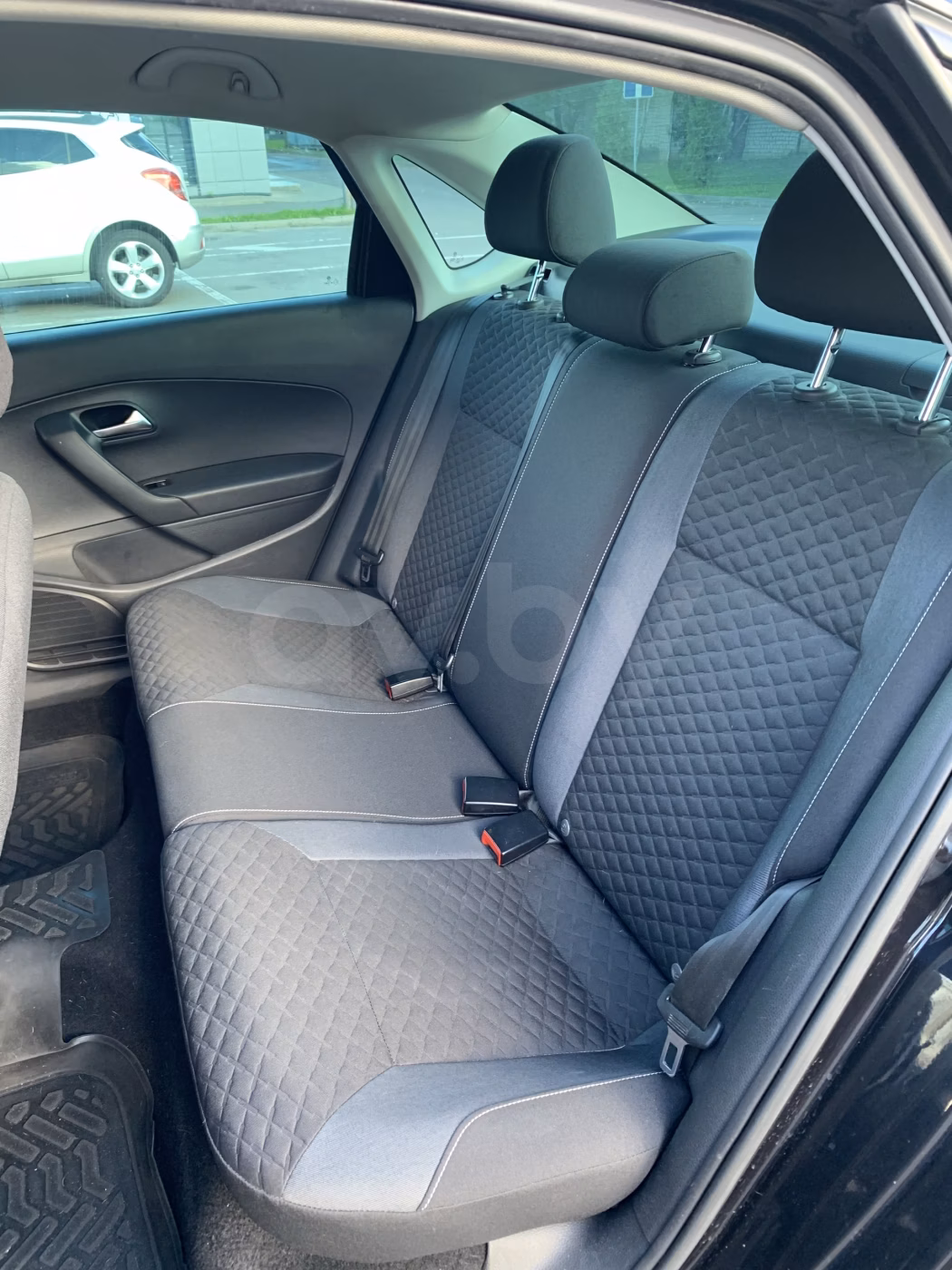 Volkswagen Polo Sedan фото 5