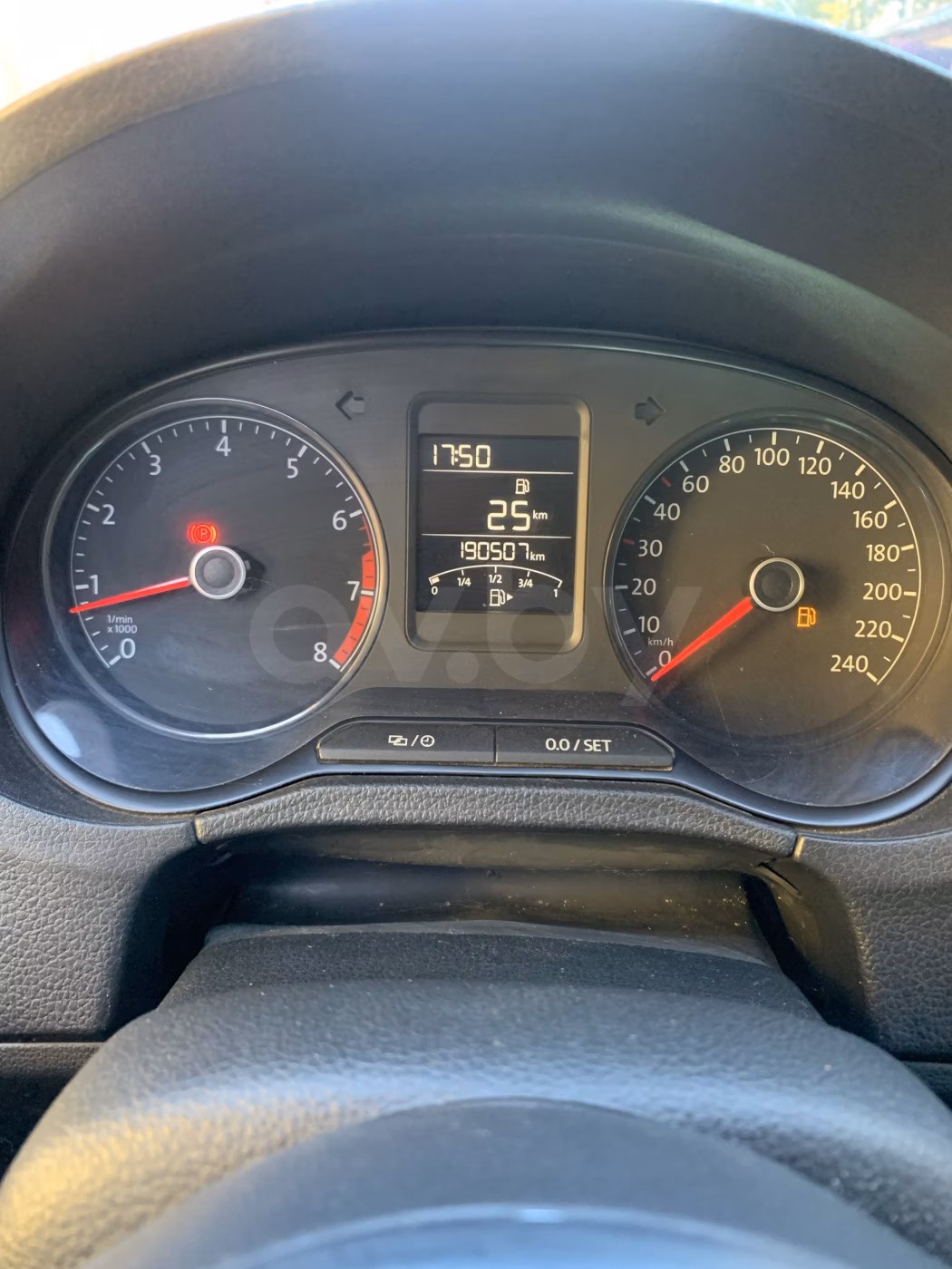 Volkswagen Polo Sedan фото 15