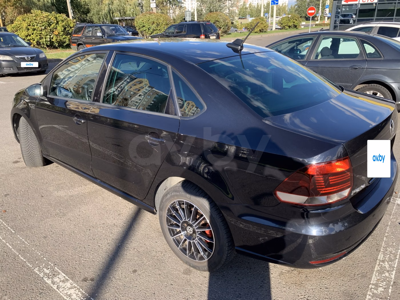 Volkswagen Polo Sedan фото 19