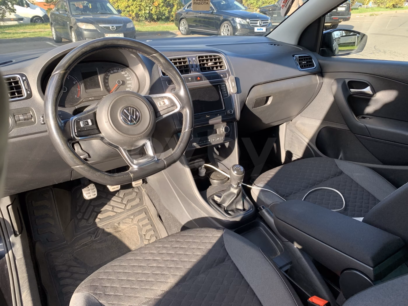 Volkswagen Polo Sedan фото 20