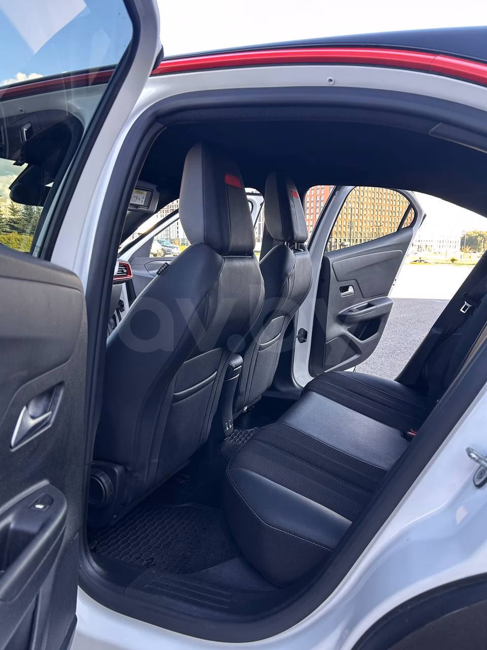 Opel Mokka фото 9