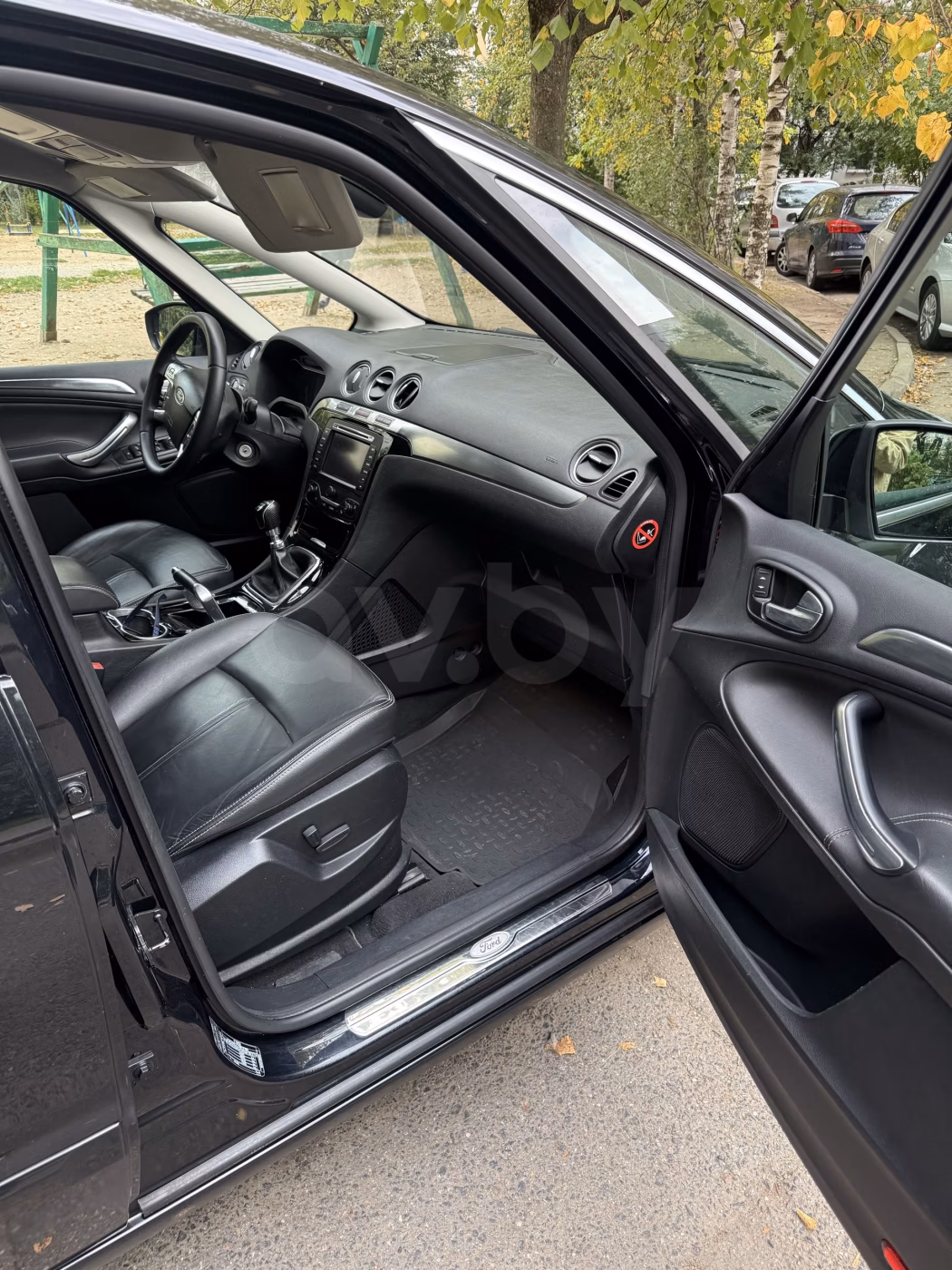 Ford S-MAX фото 11