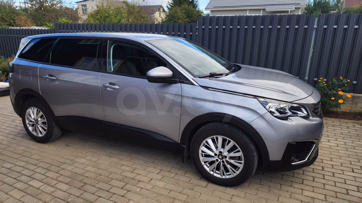 Peugeot 5008 фото 3