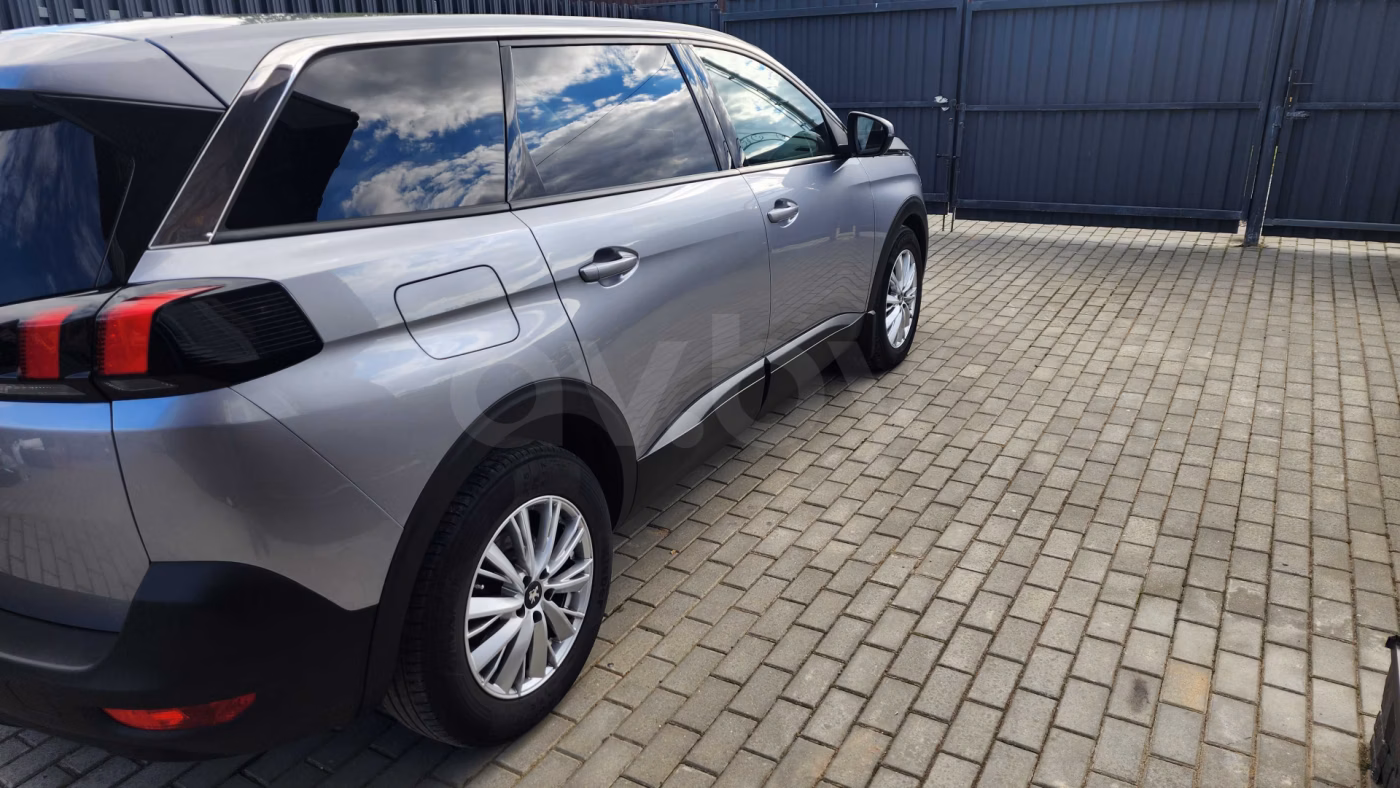 Peugeot 5008 фото 5