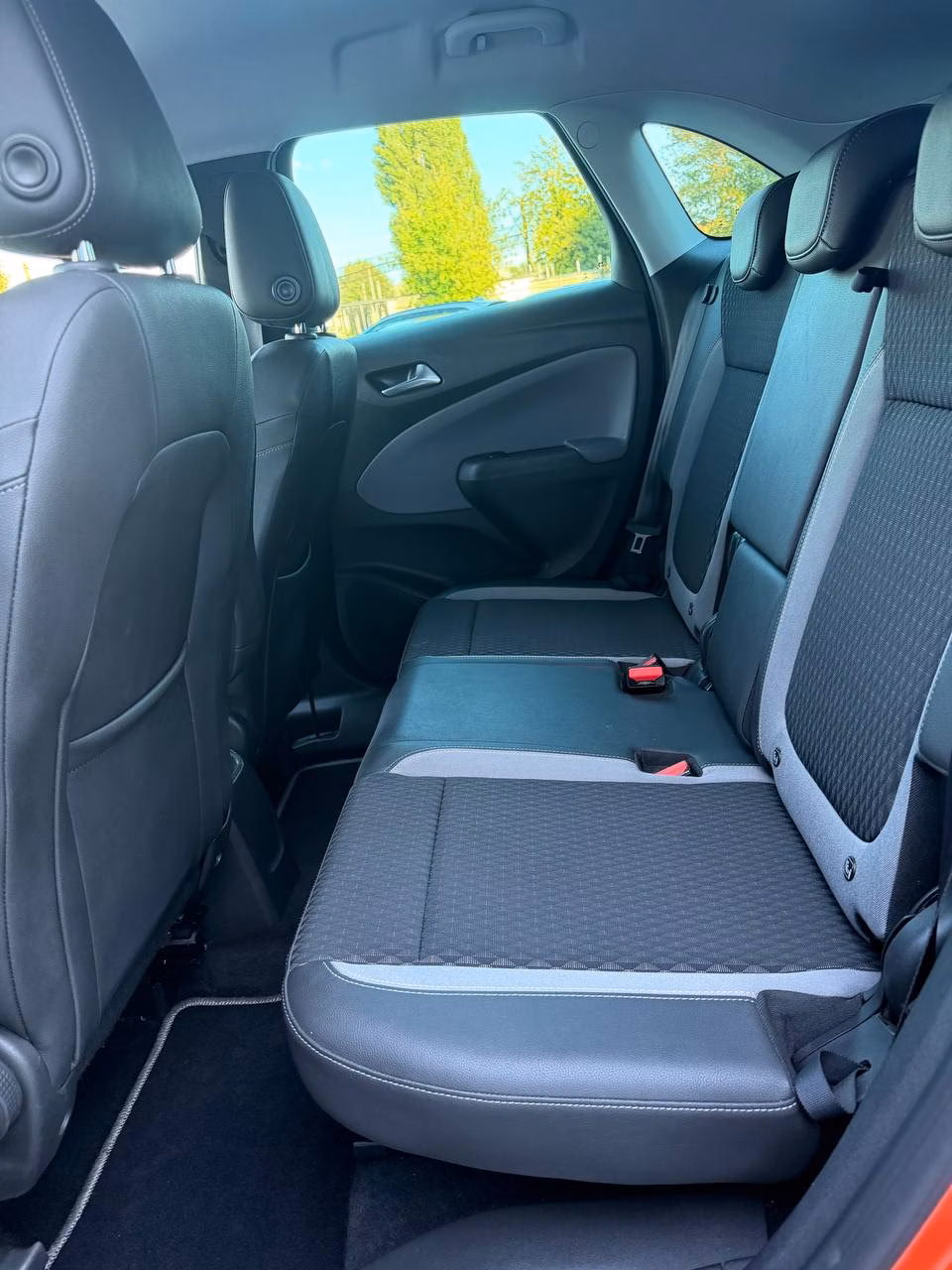 Opel Crossland X фото 10