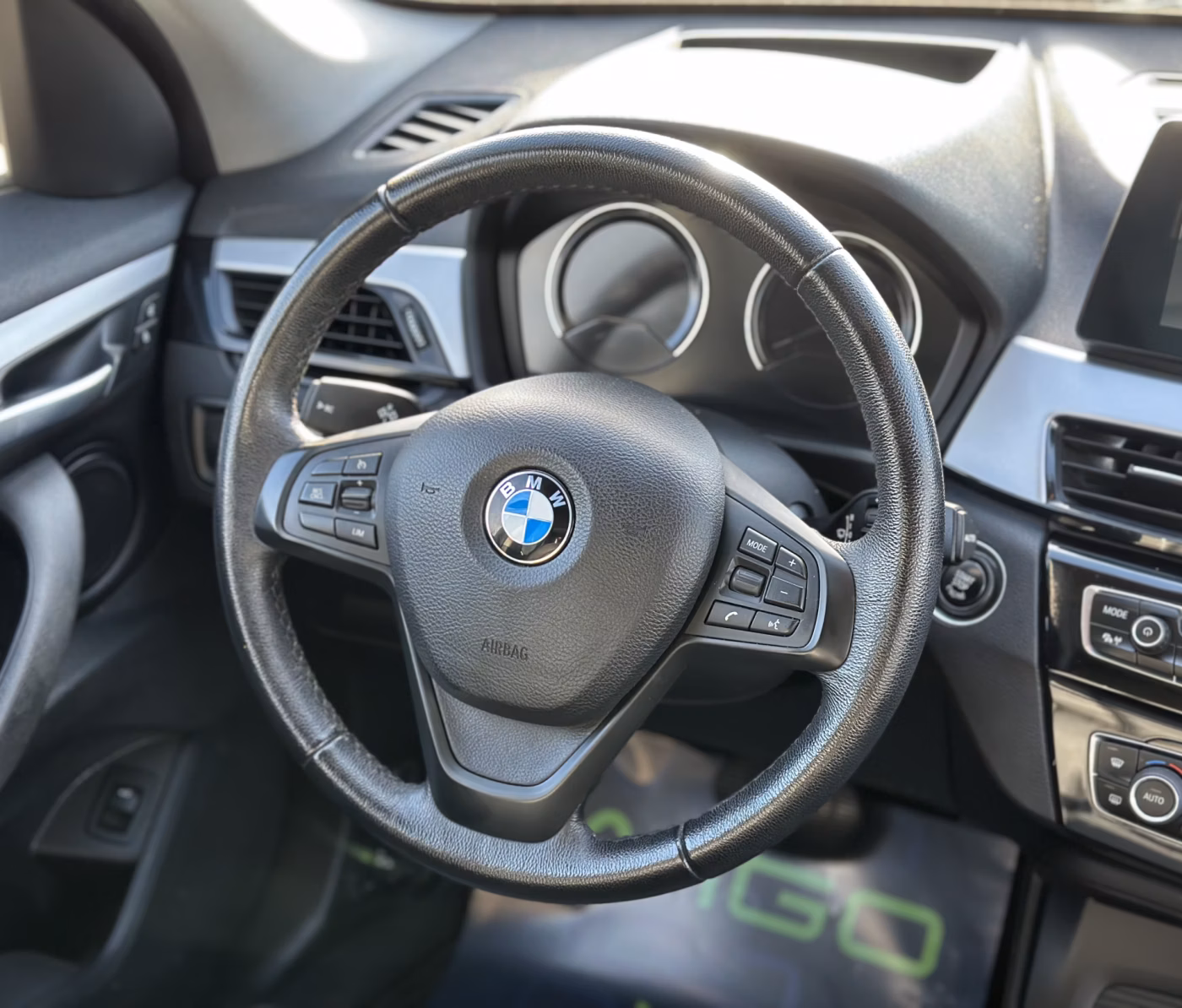 BMW X1 фото 14