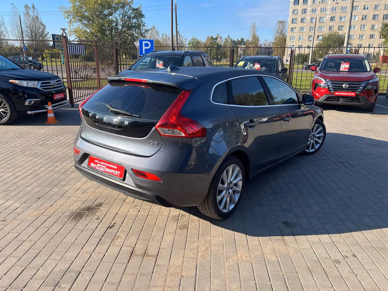 Volvo V40 фото 6