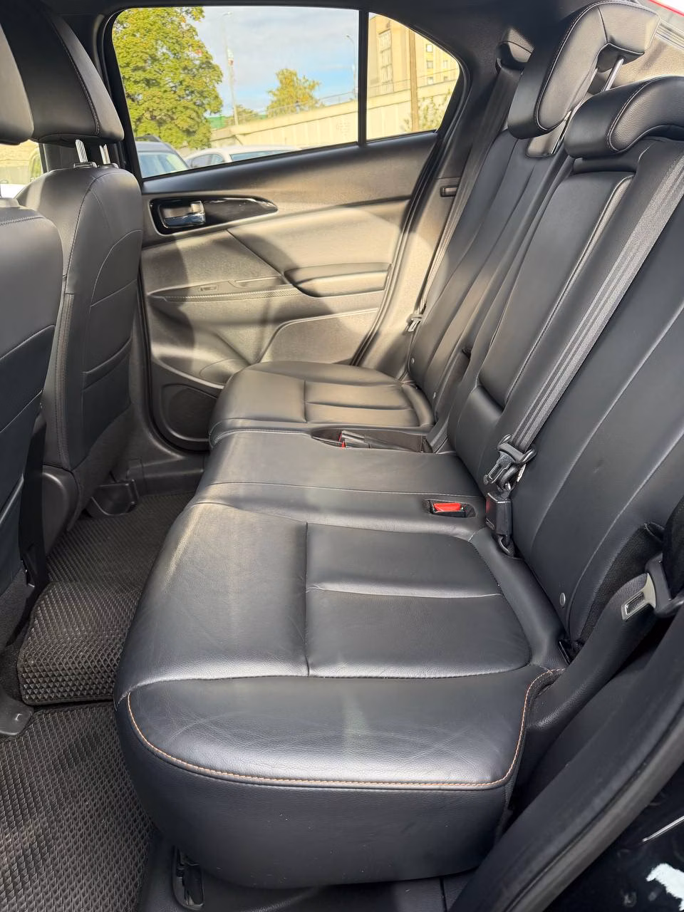 Mitsubishi Eclipse Cross фото 11