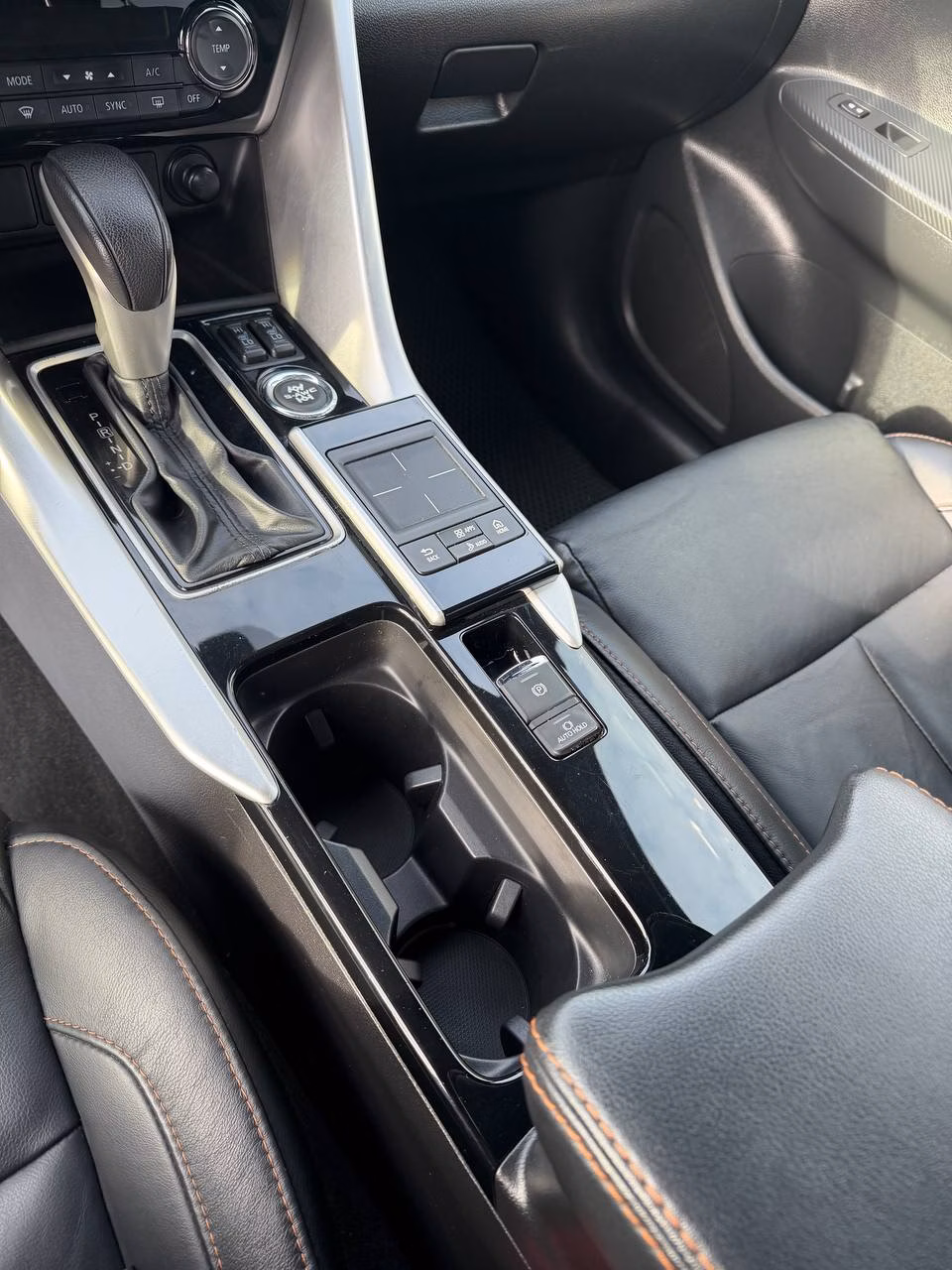 Mitsubishi Eclipse Cross фото 15