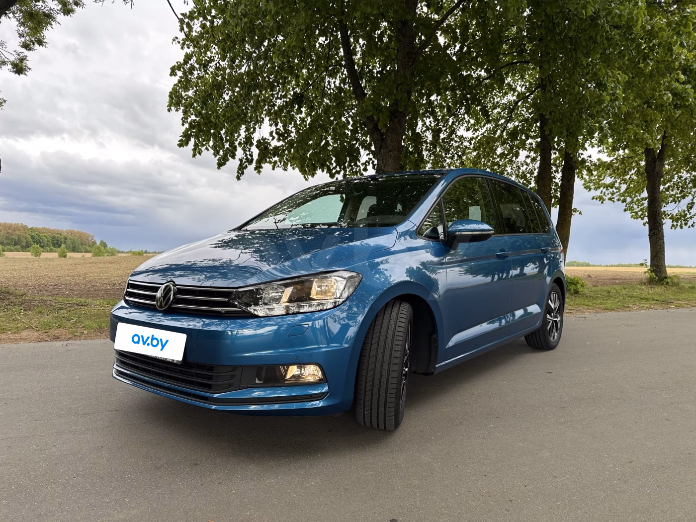 Volkswagen Touran фото 6