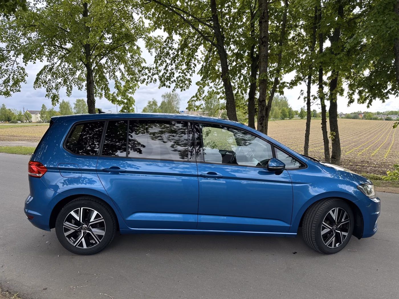 Volkswagen Touran фото 10