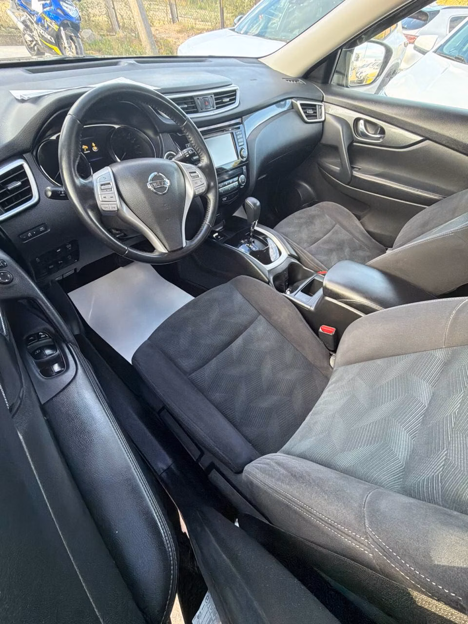 Nissan X-Trail фото 9