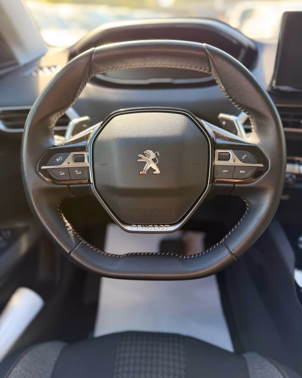 Peugeot 3008 фото 12