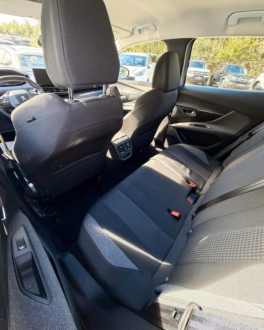 Peugeot 3008 фото 15
