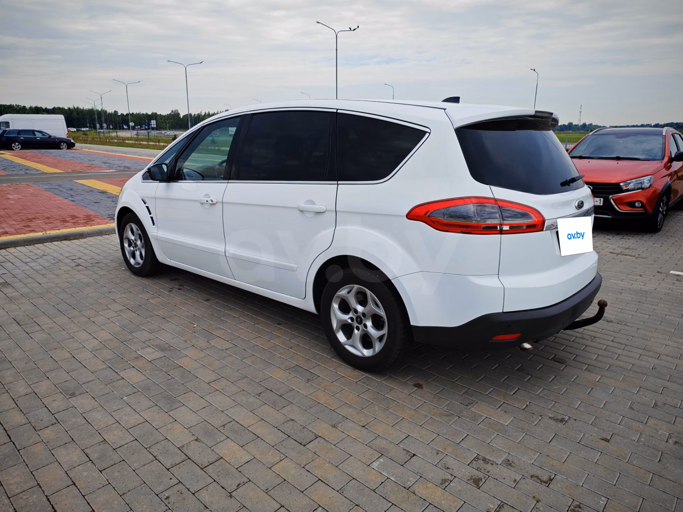 Ford S-MAX фото 3