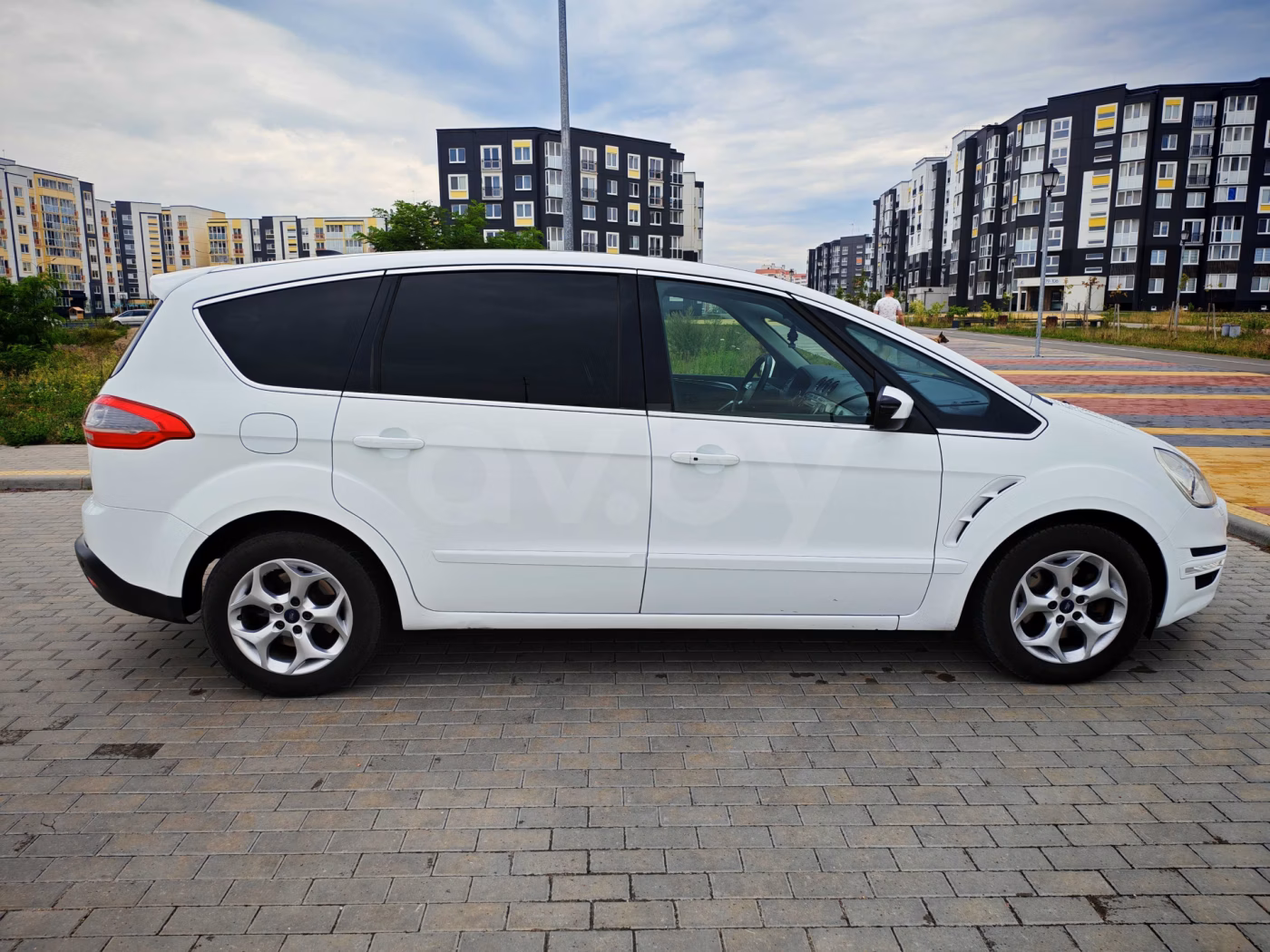 Ford S-MAX фото 6