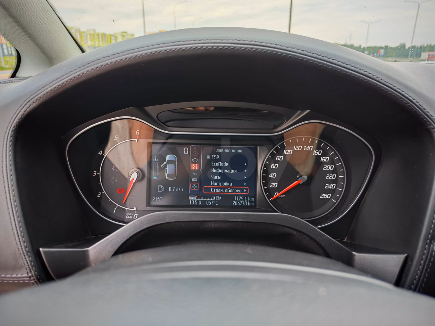 Ford S-MAX фото 18