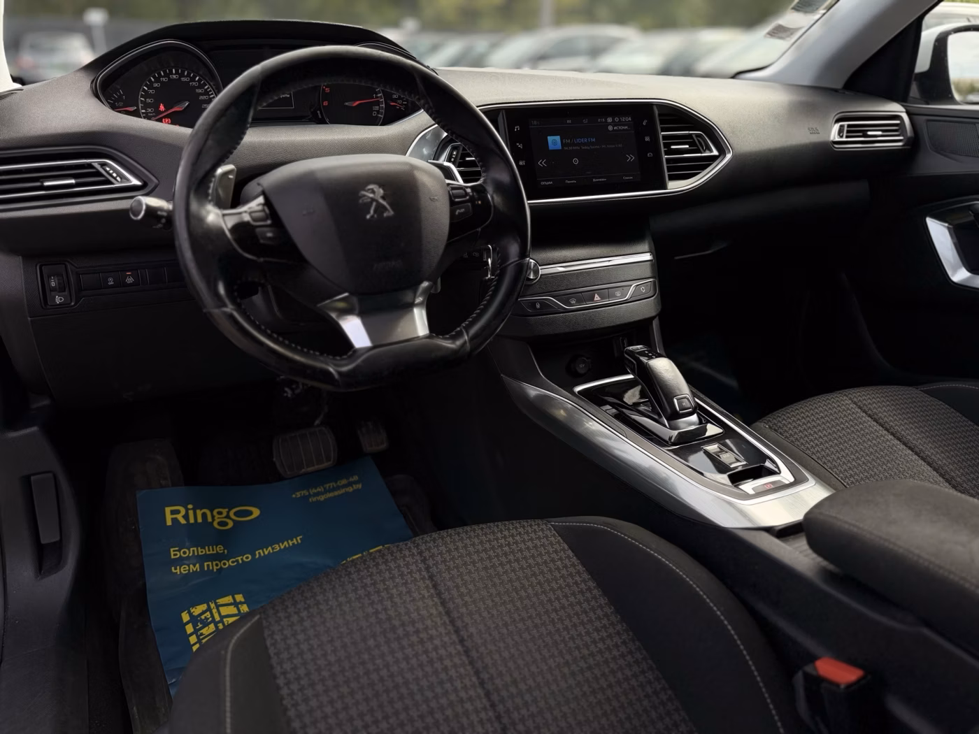 Peugeot 308 фото 16