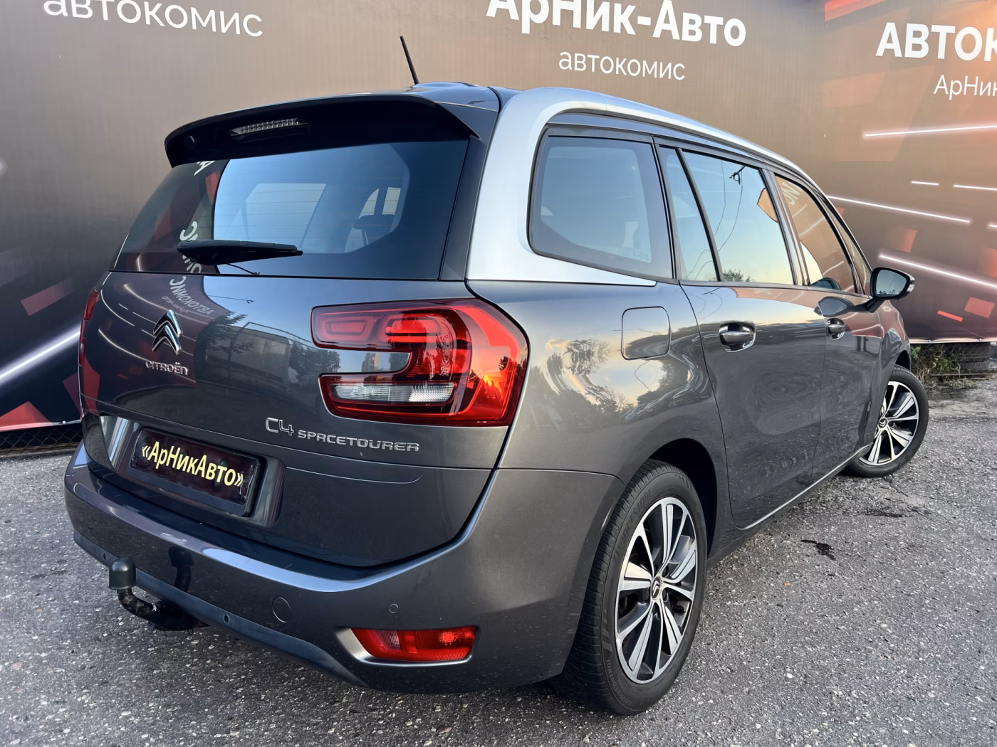 Citroen C4 Grand Spacetourer фото 6