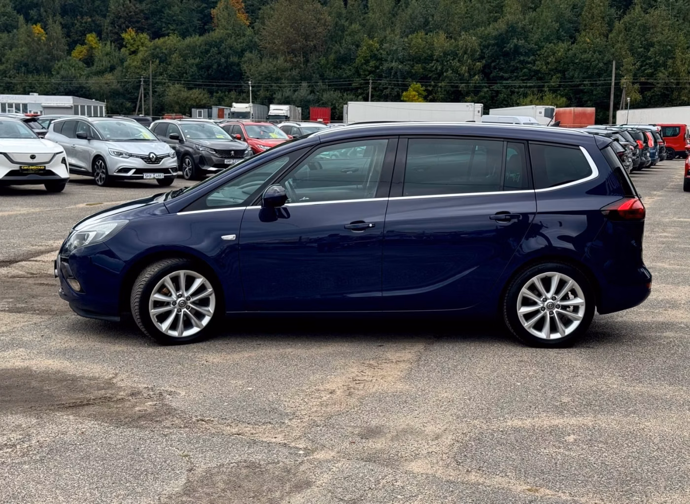 Opel Zafira фото 4
