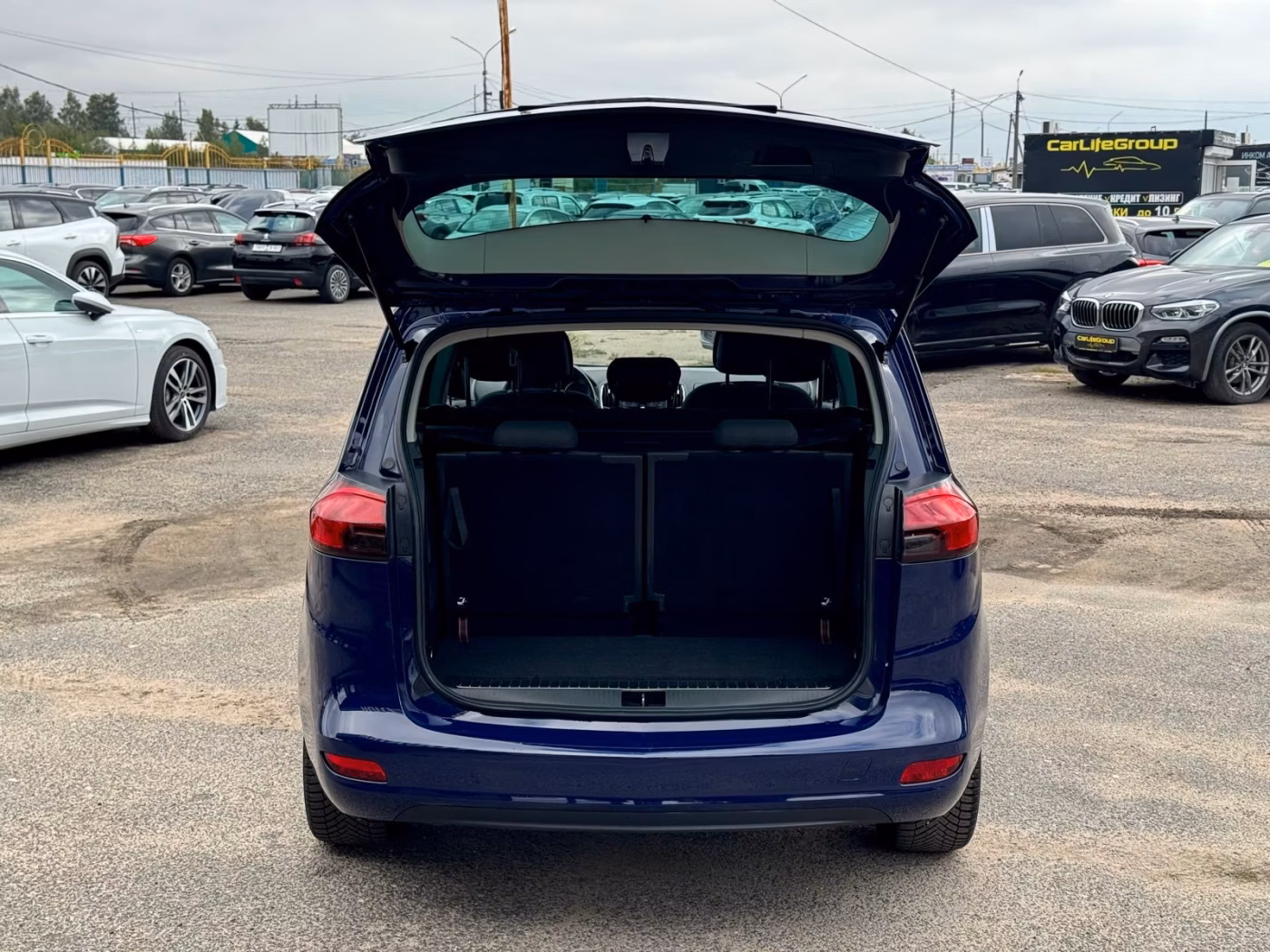 Opel Zafira фото 7
