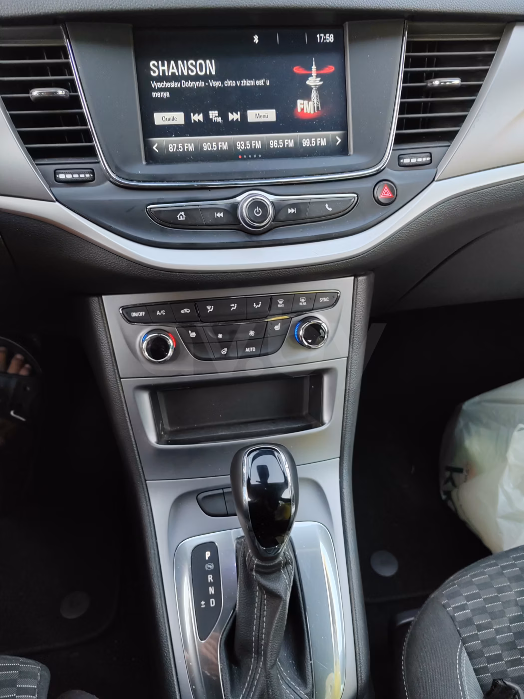 Opel Astra фото 17