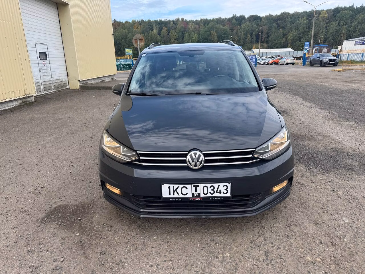 Volkswagen Touran фото 3