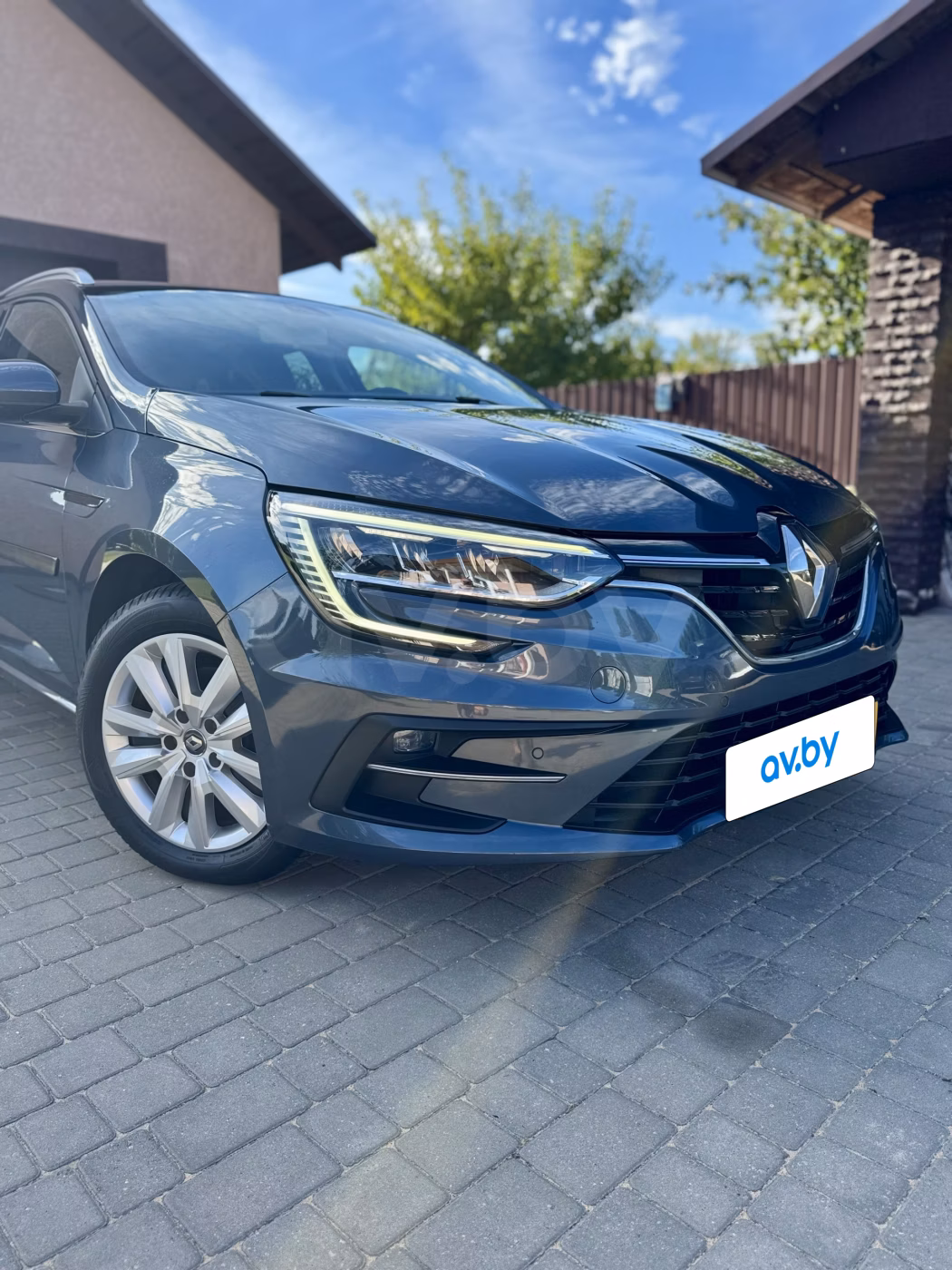 Renault Megane фото 4