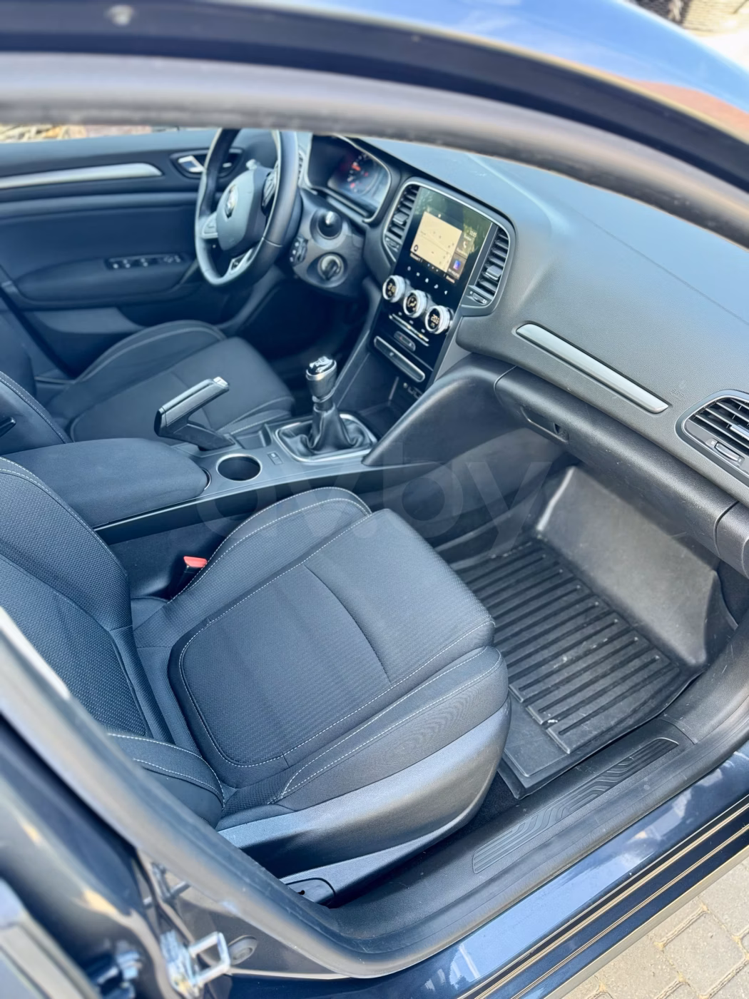 Renault Megane фото 8
