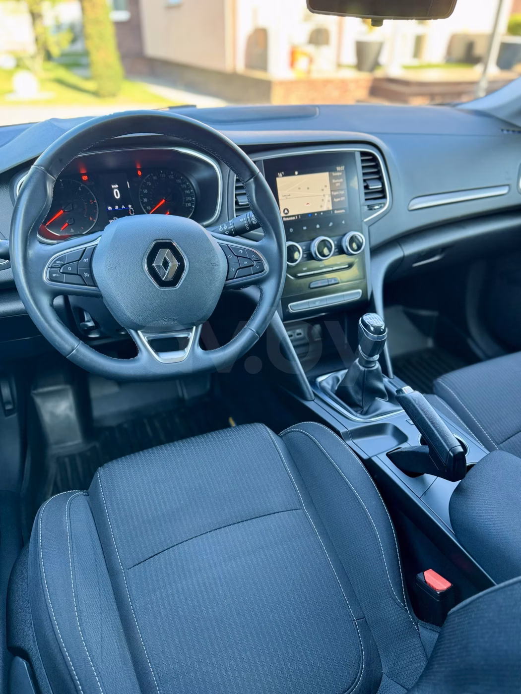 Renault Megane фото 9