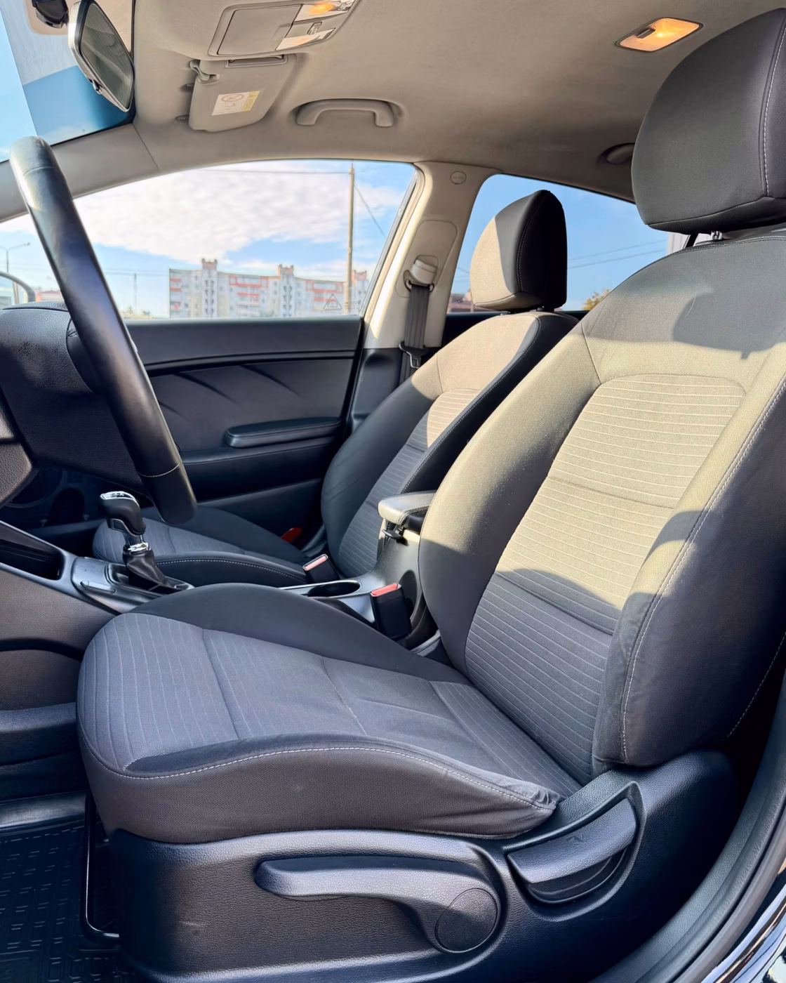Kia Cerato фото 10