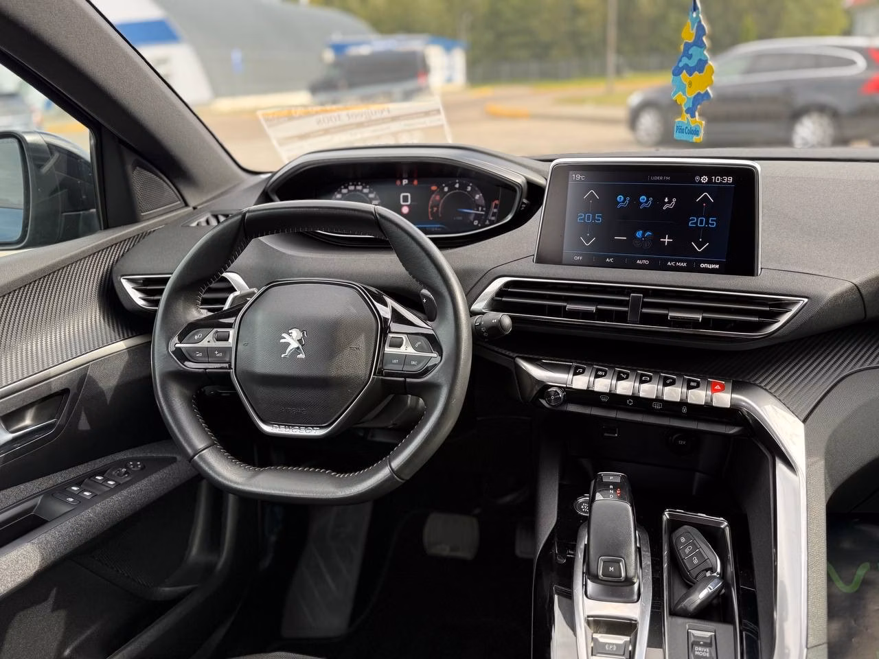 Peugeot 3008 фото 11