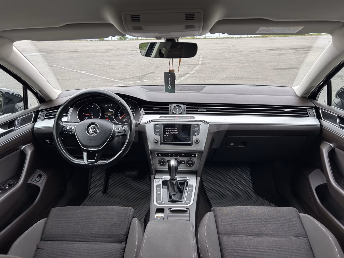 Volkswagen Passat фото 16