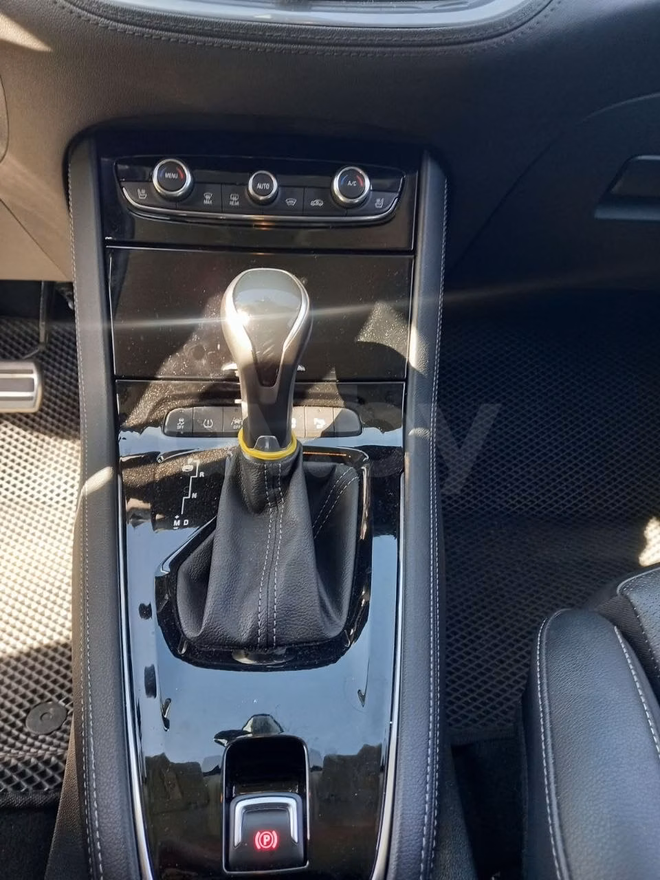 Opel Grandland X фото 6