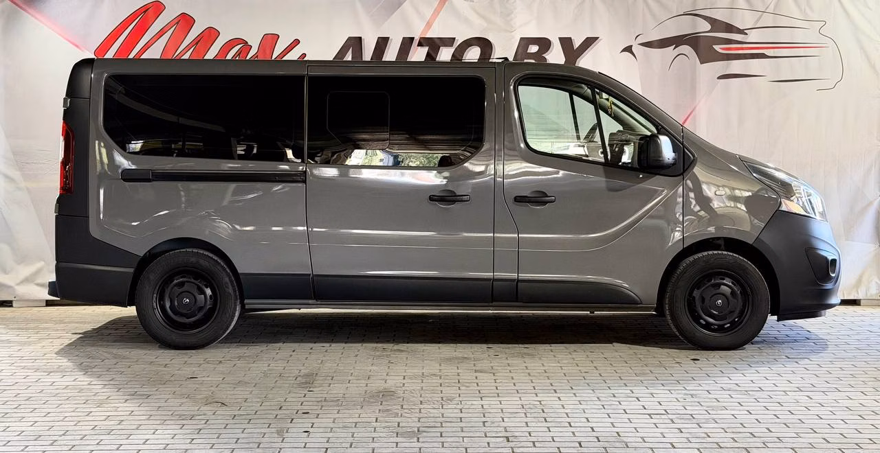 Opel Vivaro фото 4