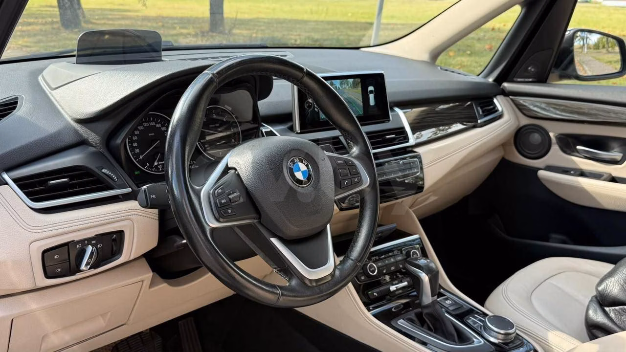 BMW 2 серия Gran Tourer фото 8