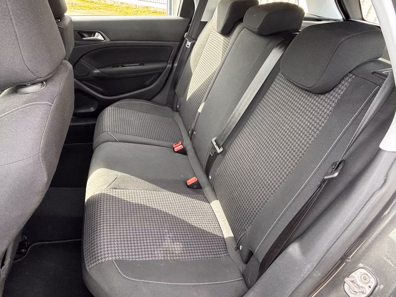 Peugeot 308 фото 16