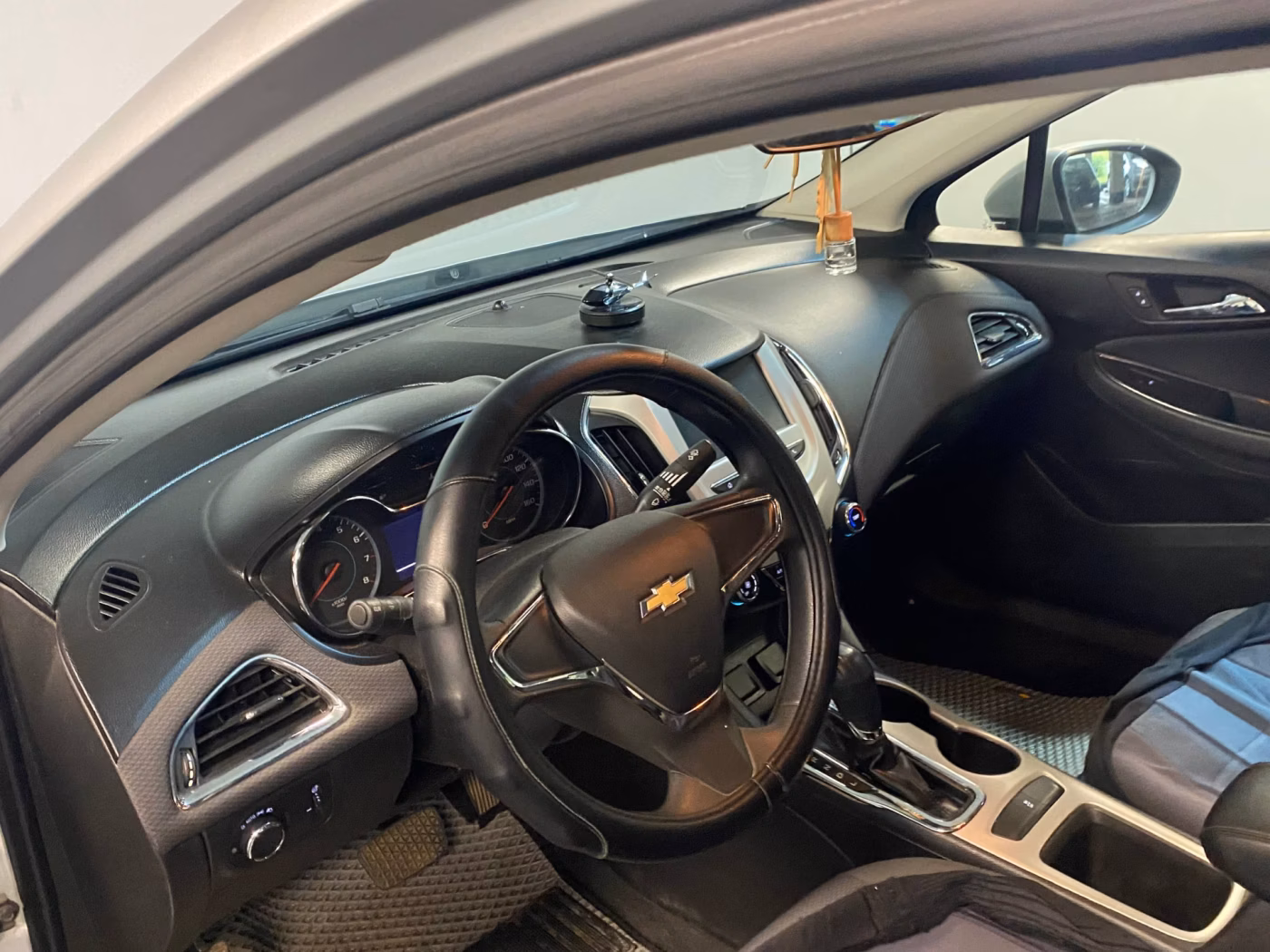 Chevrolet Cruze фото 7