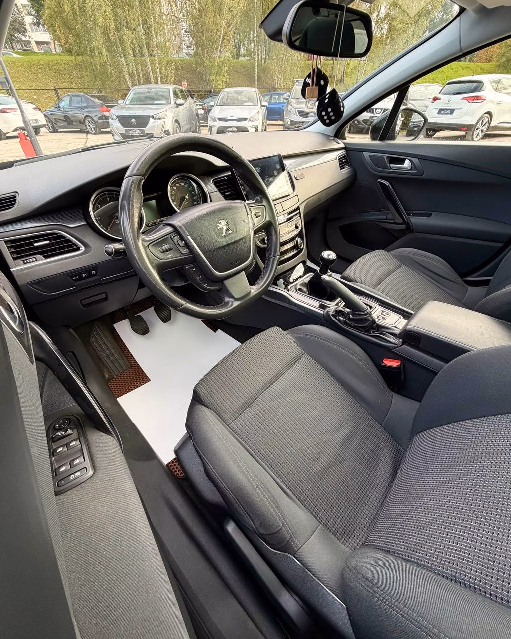 Peugeot 508 фото 10
