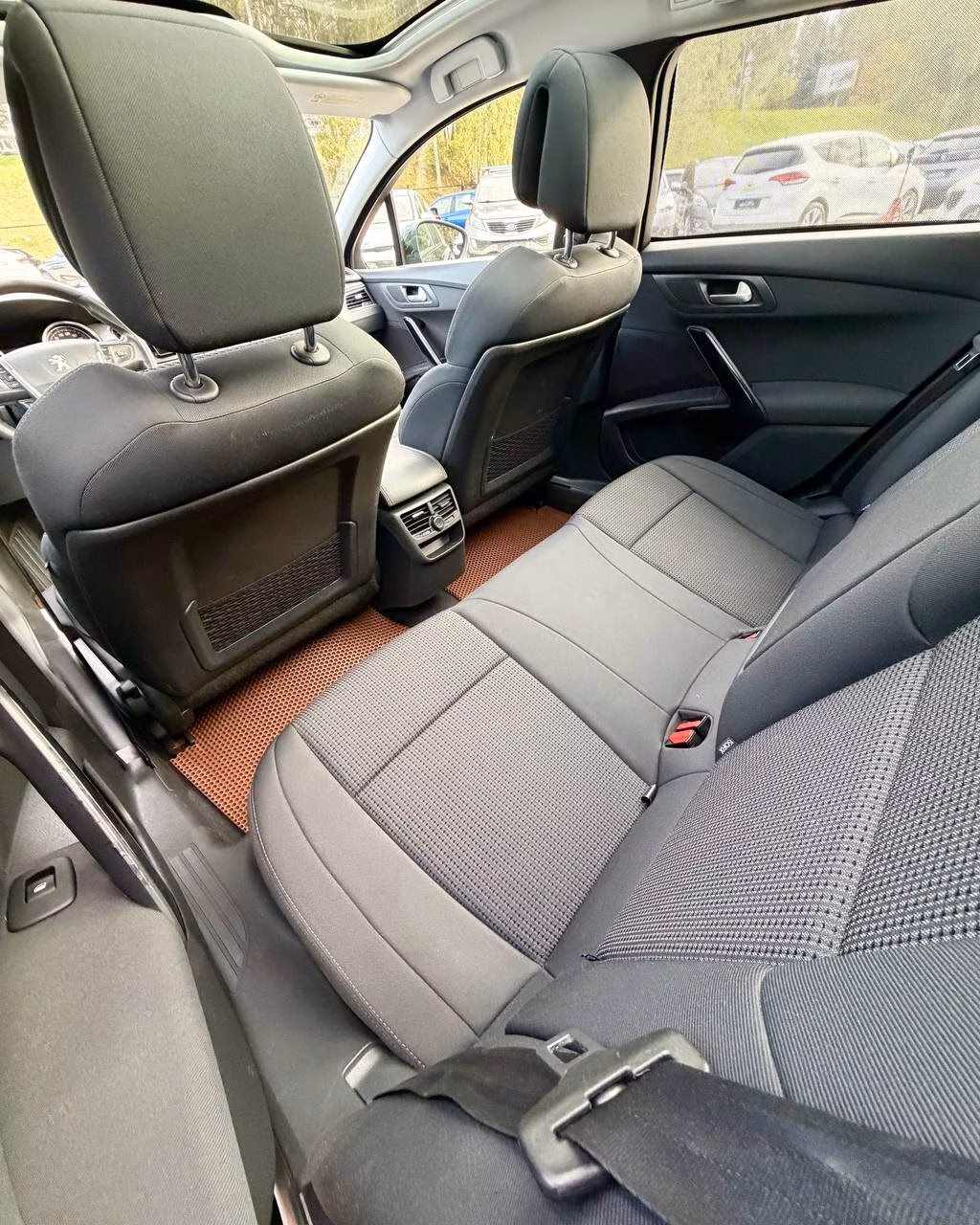 Peugeot 508 фото 15