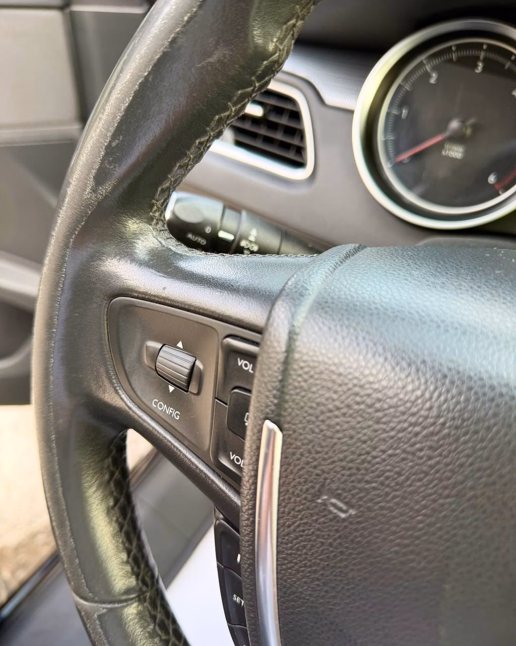 Peugeot 508 фото 17