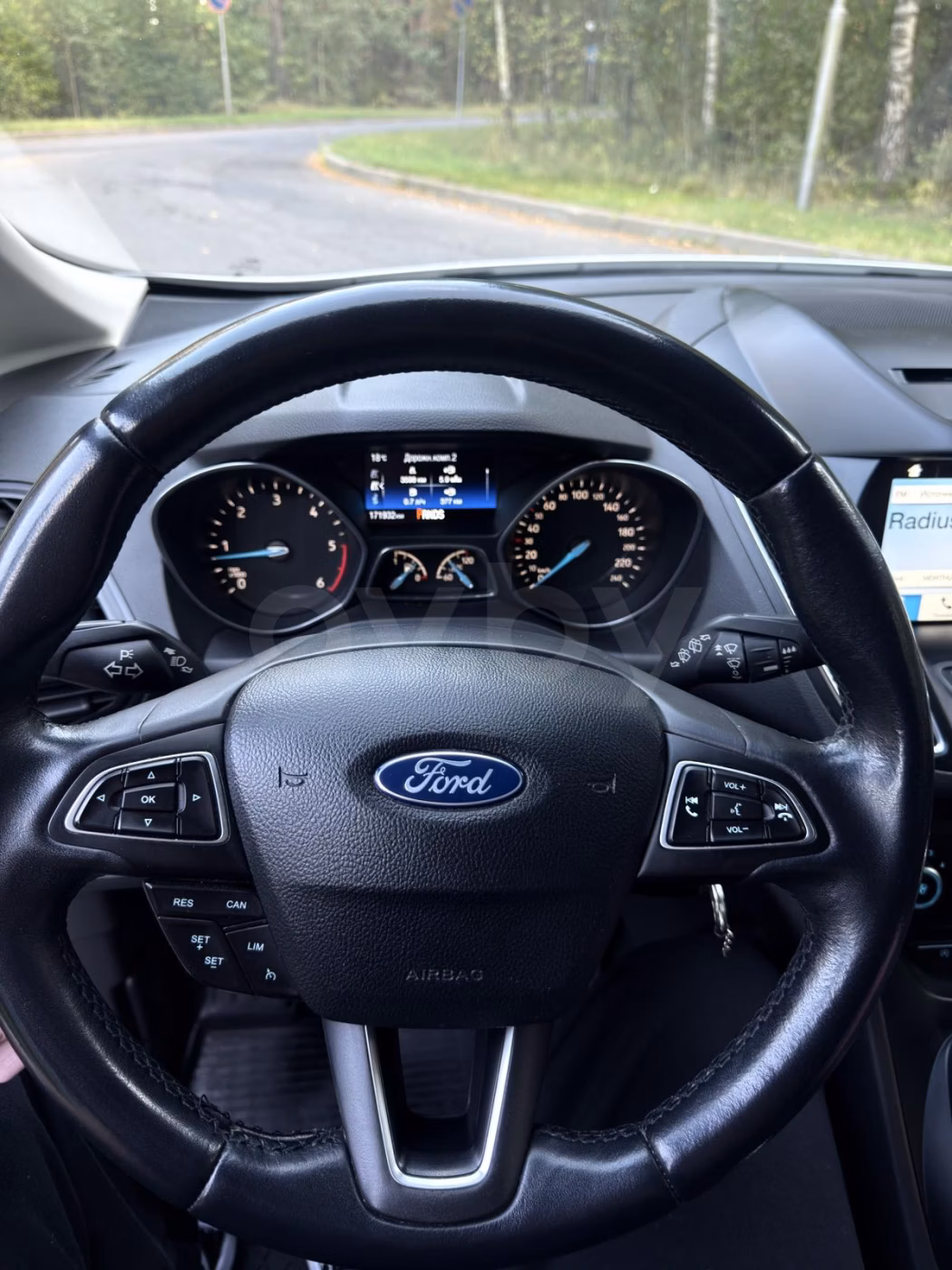 Ford C-MAX фото 11