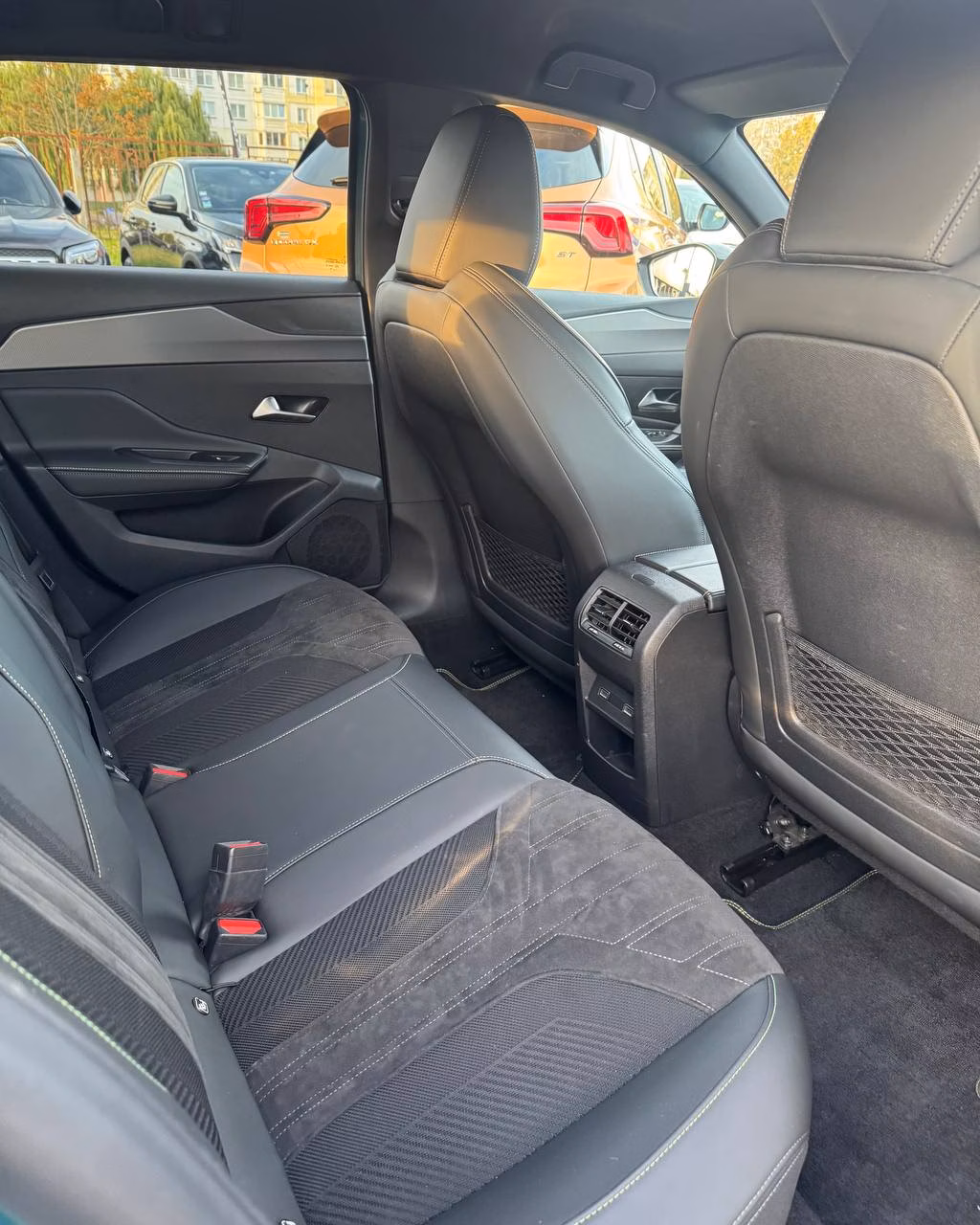 Peugeot 308 фото 12