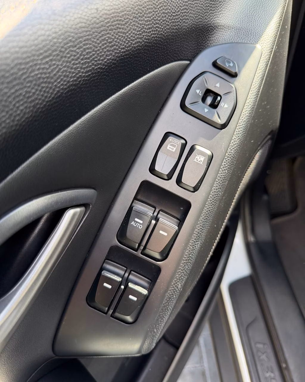 Hyundai ix35 фото 13